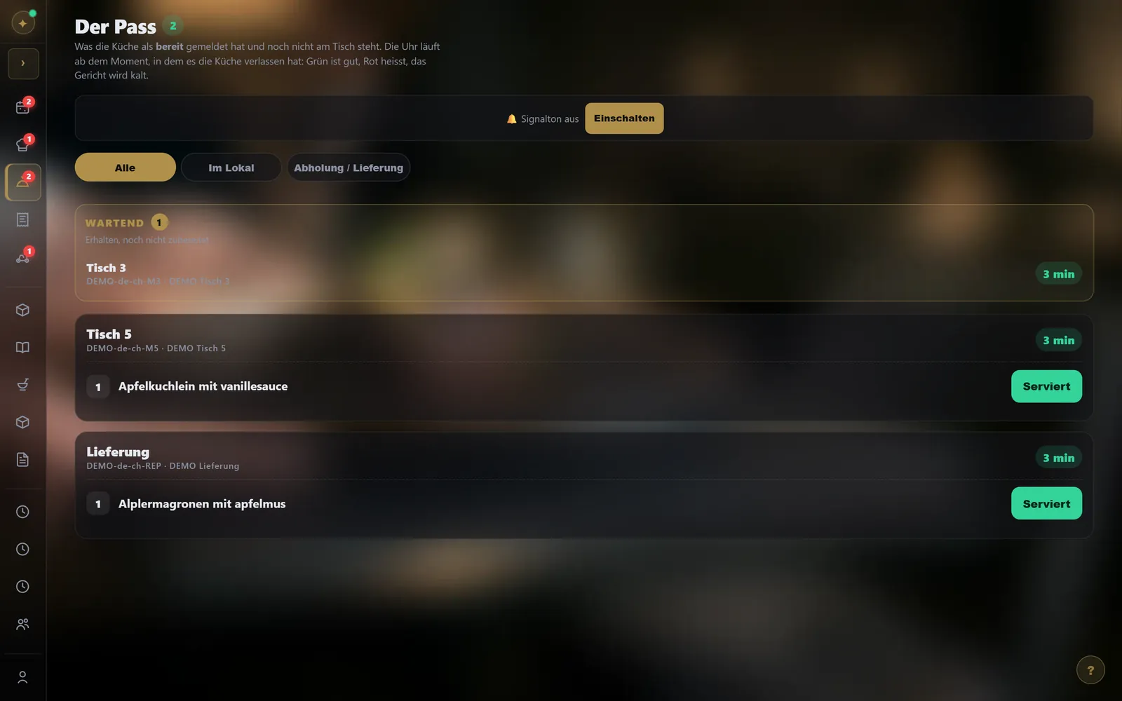 Am Computer : Küche und Pass
