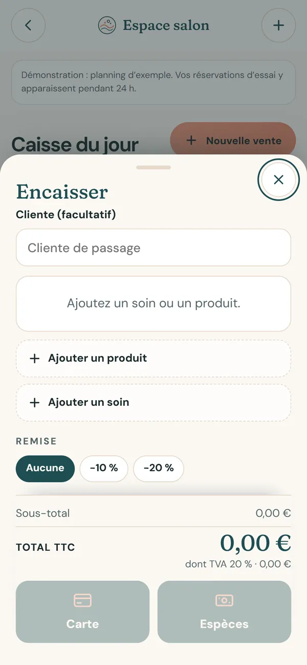 Sur téléphone : La caisse du salon